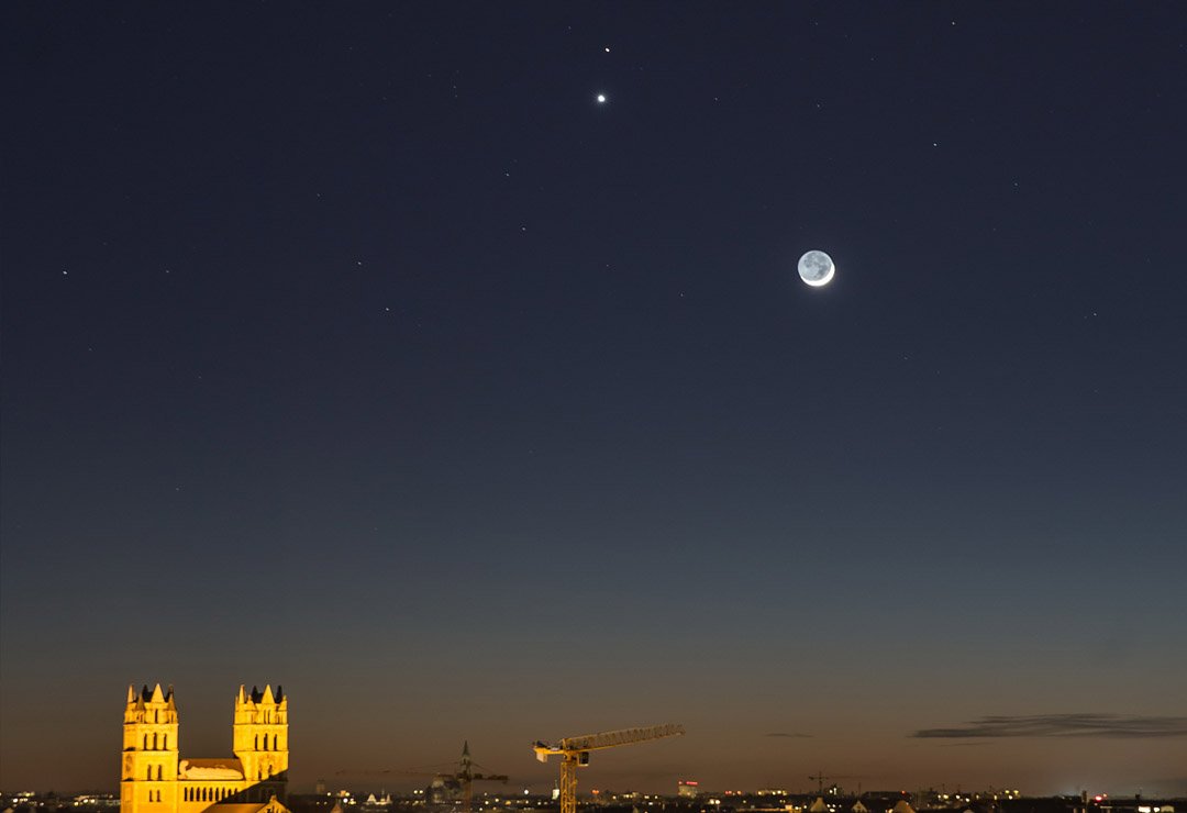 Konjunktion Mond-Venus-Mars